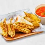 ザクザク玉ねぎのツナマヨチーズ +太陽の恵みミネストローネ（Butler）