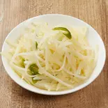 じゃがいもの青唐辛子炒め（ラッキーティーパーラー）