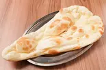 ナン、Nan(インド料理 SURYA 中目黒店)