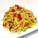 ジャガイモの酸辣千切り（串門‐創作中国料理）