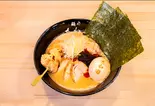 【旨辛・贅沢】特選 鶏白湯 辛味噌ラーメン（麺やさわ田 大塚駅前店）