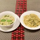 グリーンカレーチョウミン Green Curry Chow Mein（アナレストランアンドバー）