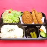 デラミックス定食（とんかつ DONKE）
