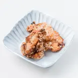 唐揚げ(自家製塩麴味)(おむすびgoten)