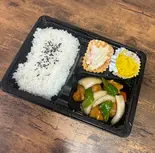 酢豚弁当（中華料理 秋田商店）