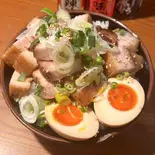 【No.1】ミニ角切り玉子付き(にく80g)（メガ盛り豚肉角切り豚丼）