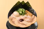 塩全部のせらぁ麺 Salt Ramen Topped with All Toppings（壱角堂 池袋西口店）