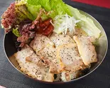 サムギョプサル丼（韓国屋台酒場 韓兵衛 町田ジョルナ店）