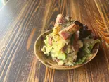 藁焼きベーコンのポテトサラダ（藁焼き 居酒茶屋 鑪）