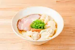 肉・海老ワンタン麺(白)肉2ヶ・海老2ヶ（DURAMENTEI）