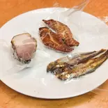 燻製3種盛(ベーコン、鶏ササミ、干魚)（居酒屋たこっちさん）