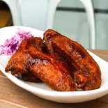 バッファローウィング 自家製BBQソース(5P) BUFFALO CHICKEN WINGS WITH HOMEMADE BBQ SAUCE（LILY CAFE リリーカフェ 新百合ヶ丘）
