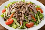 牛肉サラダ（M ROAD Mongolian Restaurant）