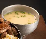 コムタンスープ(ミニ)（厳選黒毛和牛の肉丼 新宿歌舞伎町店）
