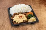 【デカ盛り】国産牛カルビ弁当(ガリマヨ)（じゅうじゅうカルビ草加松原店）