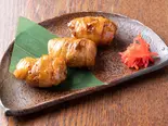 一口肉巻きおにぎり(2個)（もつ鍋X九州おつまみ くすお銀座店）