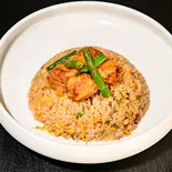 ぷりぷりホルモン炒飯（麺処HACK 中崎店）