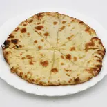 〈単品〉チーズナン Cheese Nan（NENJA RESTAURANT）