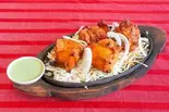 骨なしチキンのスパイシー窯焼き(2個)【CHICKEN TIKKA (2p)（インド料理 ケバブ ＆ ビリヤニ ハウス Indian Restaurant Kebab ＆ Biryani house）