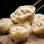 自家製肉餃子( 7個入)（韓国料理ヤンピョンヘジャンク新大久保）
