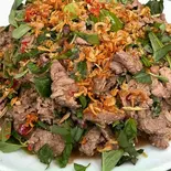 ( lemon sauce beef)   レモン汁かけ牛肉 Bo tai chanh ( lemon sauce beef)（ベトナム料理ハノイレストラン川崎）