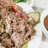 レモン汁かけヤギ肉 De tai chanh ( lemon sauce goat)（ベトナム料理ハノイレストラン川崎）