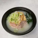 豚骨ラーメン(刀削面)（来来 那古野店）