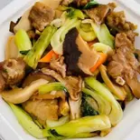 牛肉と野菜の炒め（中華料理 劉記）