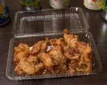 もも肉の唐揚げ Fried Chicken Thigh(蛸べえ)