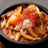4種のきのこスンドゥブ（焼肉チョモランマ 武蔵小杉店）