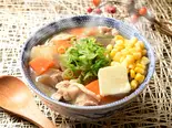 バターコーン豚汁（佐藤とん汁店 本店）