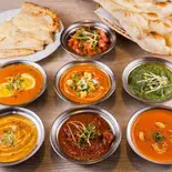 お好みナン＆お好みカレー(肉) Choice of Naan ＆ Curry (Meat)（インド料理フォーシーズンミラン大名店）