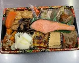 銀鮭幕の内(ご飯別売)（手作り弁当 憩）