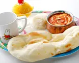 安心のお子様セット(選べるカレー、ナン、ライス、オレンジジュース)(Kids set)(タイ&インド 神楽坂エスニック CARAVAN SAPANA(キャラバンサパナ))