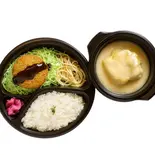 ミートコロッケ1貫 ＆ ロールキャベツ1貫(ご飯付)（【ロールキャベツ】洋食アカシア 新宿本店）