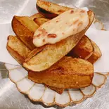 酒盗バターのポテトフライ（肴の木）