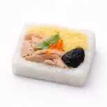 ぜんべん 鮭ほぐしと玉子そぼろ（NUMBER8 エキエキッチン店）