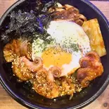 いいだこ炒め丼 / 쭈꾸미볶음덮밥（韓国料理DARBIT 長居店）