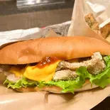 チーズチキンバーガー（MYU's café）