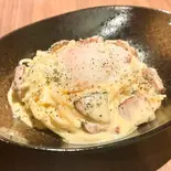 温玉のせカルボナーラ（海賊レストラン BARATIE）