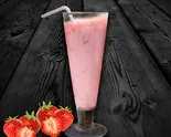 ストロベリーラッシー Strawberry lassi（ダバカ・モモ・ハウス）