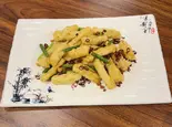 揚げ茄子と大蒜のの茎炒め（台湾料理 営業中 福島店）