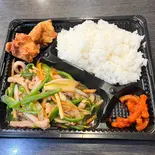 チンジャオロース弁当（中華料理 金龍）