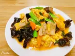 豚肉、キクラゲと玉子炒め(中華料理 宮)