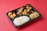 鶏弁当(炭火焼肉スップル用賀店)