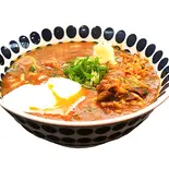 スタミナ肉盛り温玉カレーうどん (ニンニク入り)（たくみ）