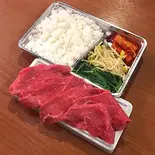ロース弁当（焼肉の三是）