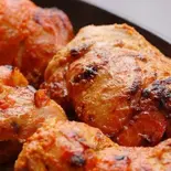 タンドリーチキン Tandoori Chicken 2P（アジアン料理 CARDAMOM 本店）