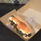 スモークサーモンとポテサラのサンドイッチ（ブラブラカフェ）