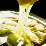 チーズナン Cheese Naan चीज़ नान（DELHI'S CAFE）